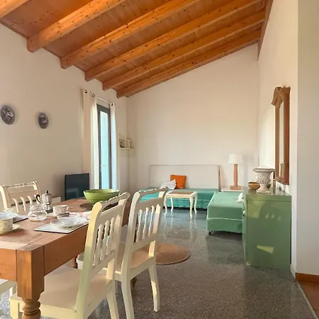 Apartment La Foresteria Di Borgogelsi