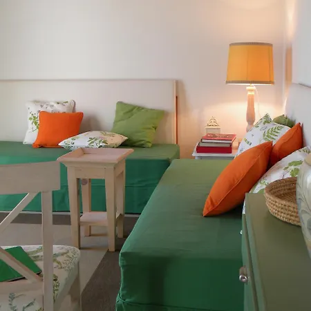 Apartment La Foresteria Di Borgogelsi