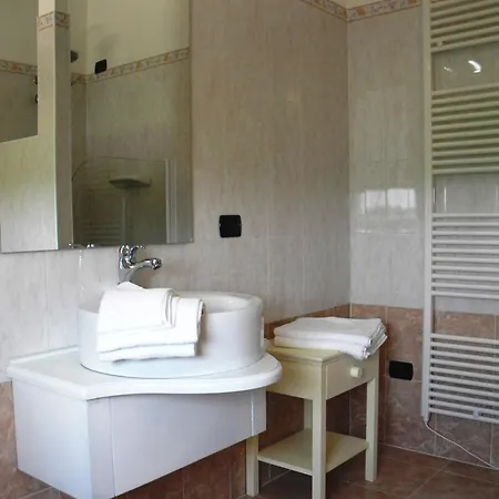 La Foresteria Di Borgogelsi Apartment